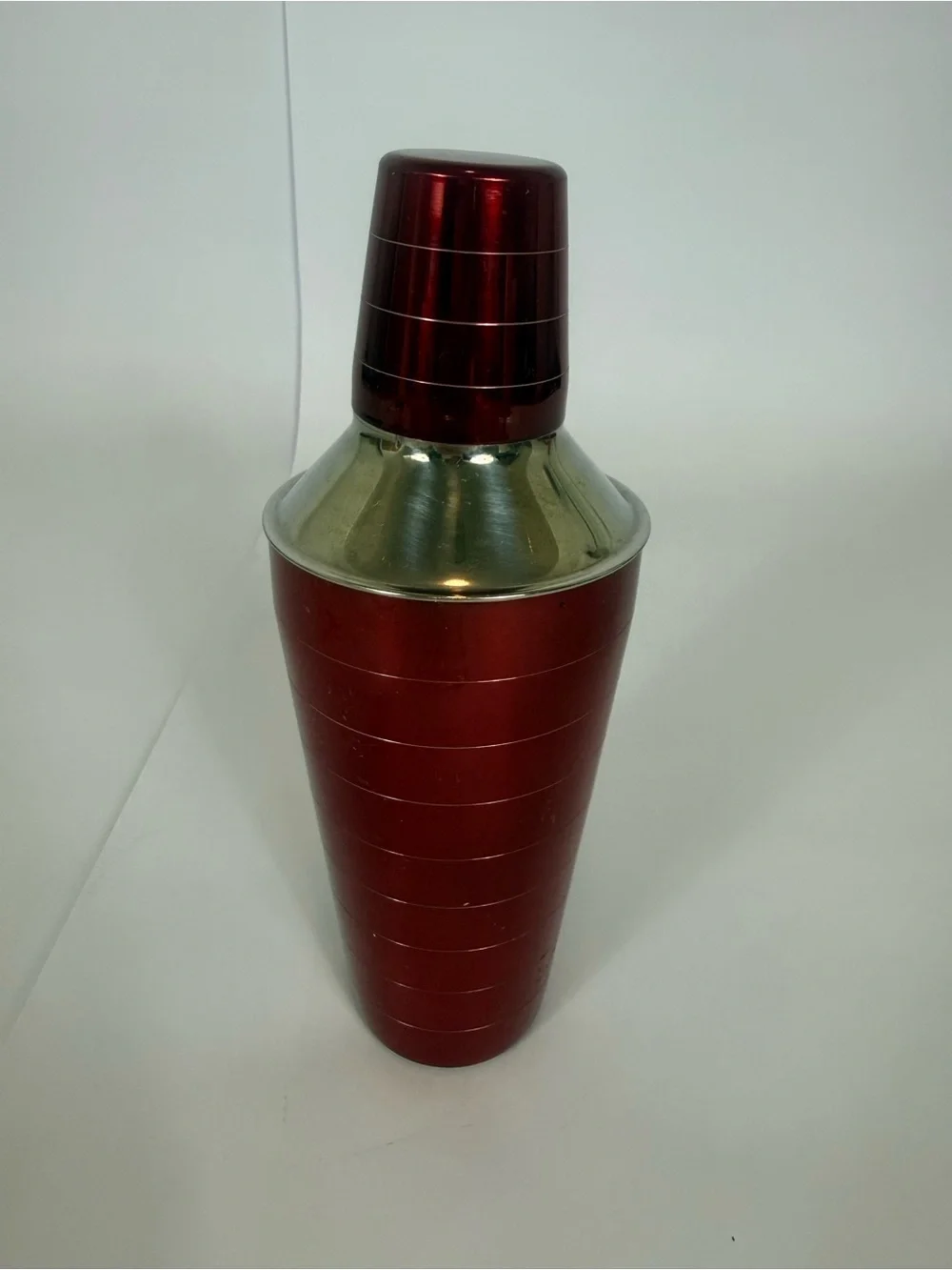 Retro Style Red Silver Metal Cocktail Shaker Mixer India 10”